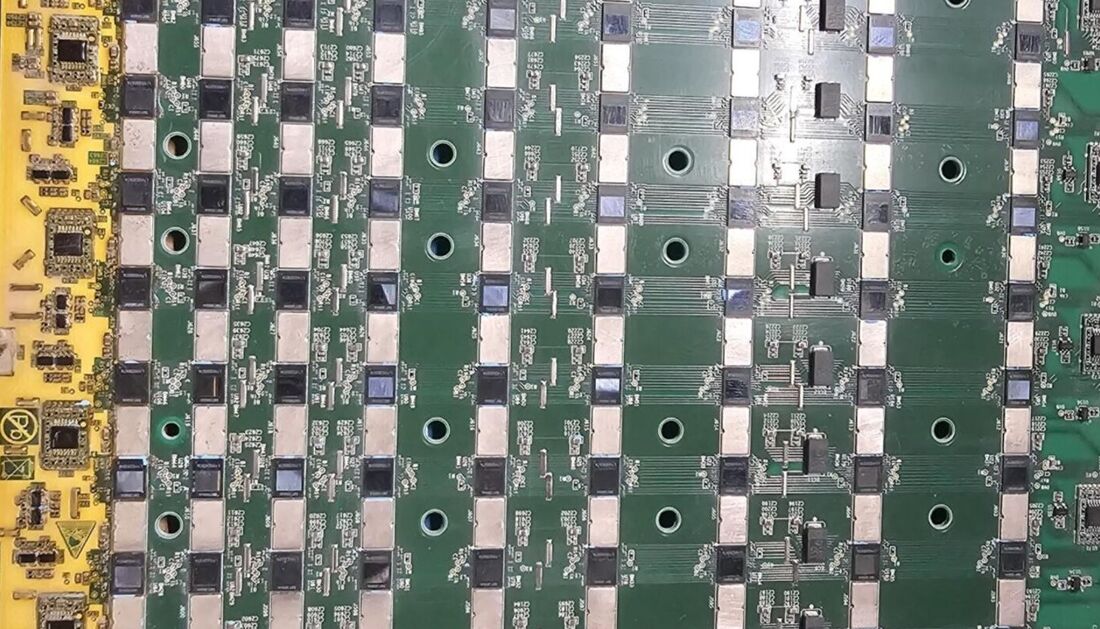 Clean, rebuilt ASIC hashboard chip array ready to ship back
